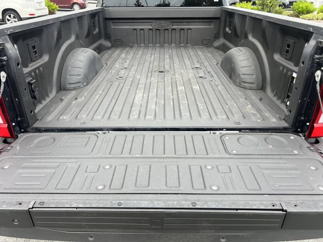 Used 2024 Ford F450 4x4 Crew Cab Super Duty image 12