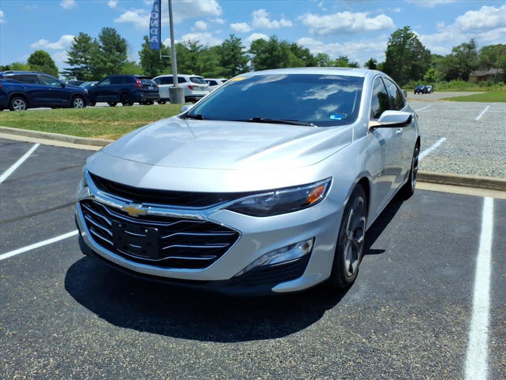 Used 2022 Chevrolet Malibu LT FWD image 3