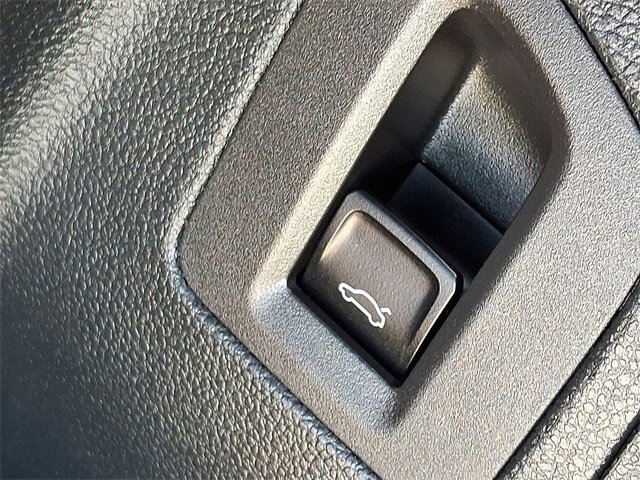 Used 2023 Volkswagen Atlas SE image 24