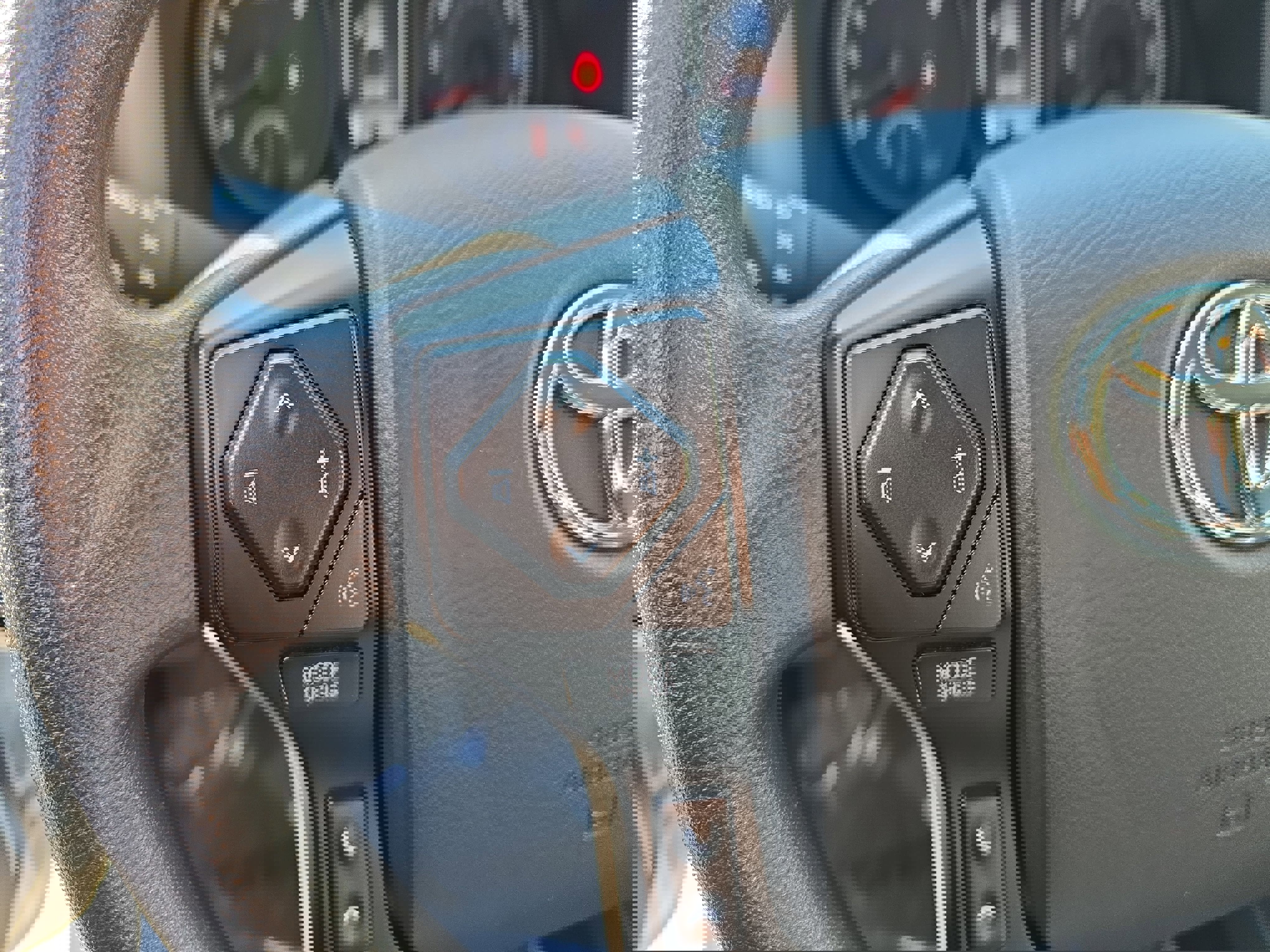 Used 2022 Toyota Tacoma SR w/ SR Convenience Package image 18