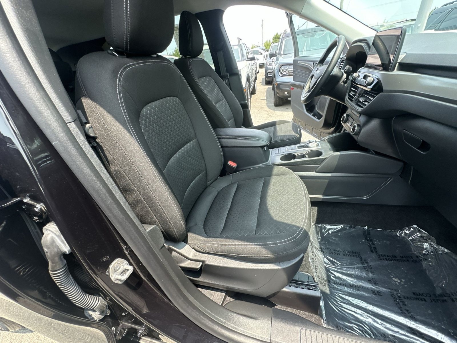 Certified 2025 Ford Escape Active AWD/4WD image 33
