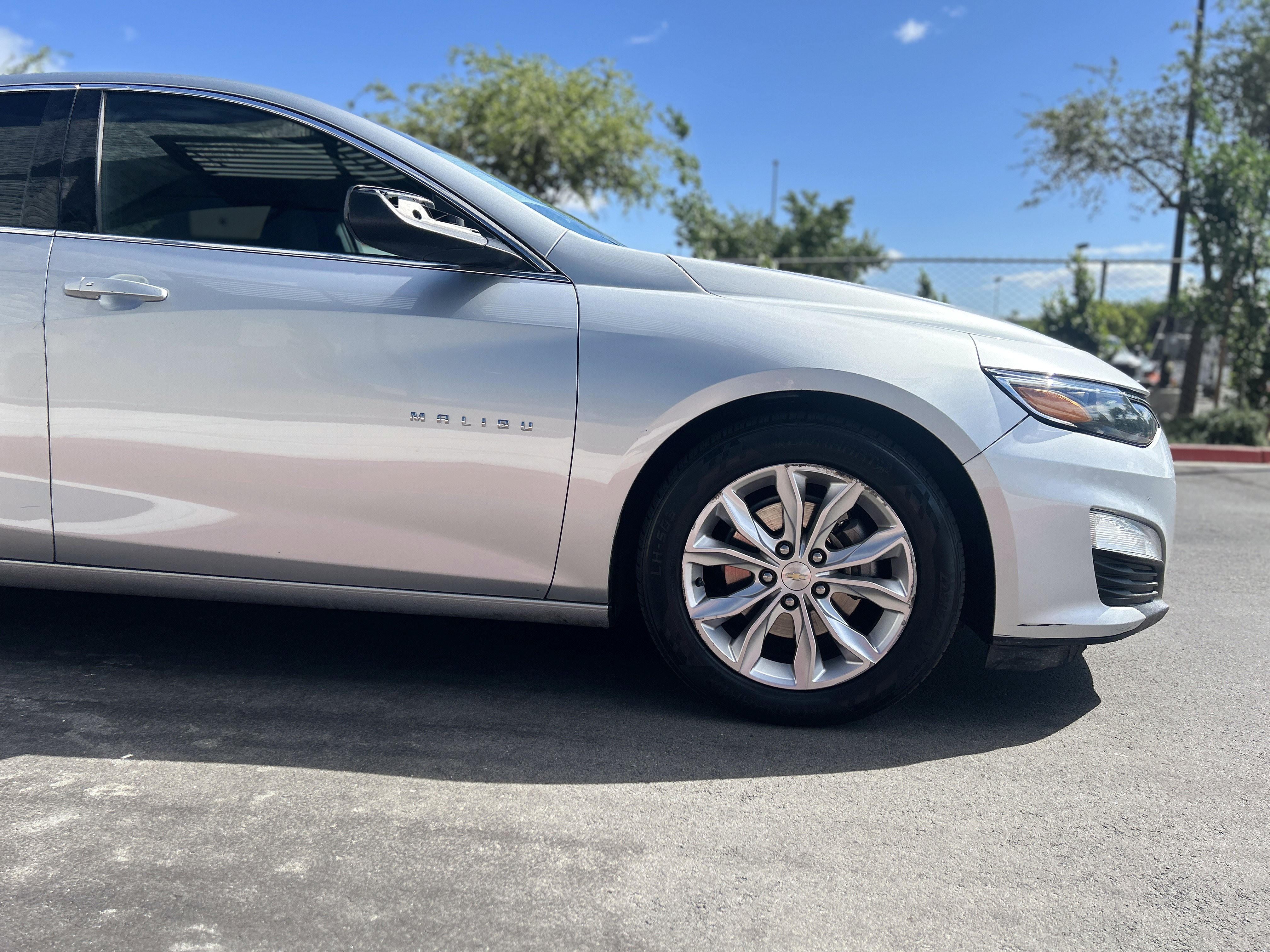 Used 2019 Chevrolet Malibu LT FWD image 14
