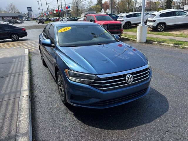 Certified 2021 Volkswagen Jetta R-Line FWD image 2