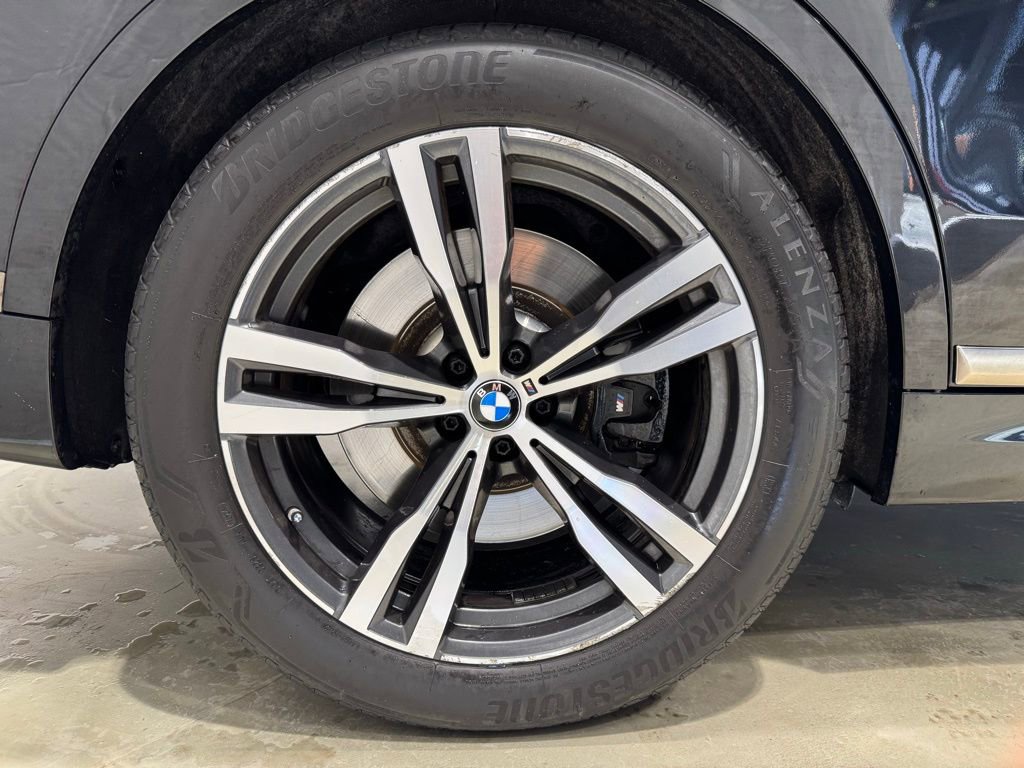 Certified 2022 BMW X7 M50i image 13