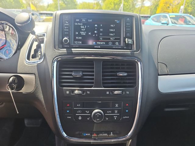 Used 2017 Dodge Grand Caravan GT FWD image 15