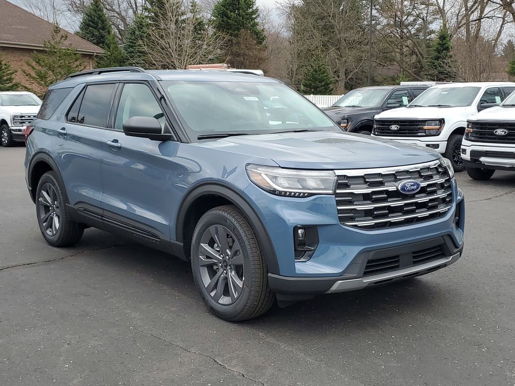 New 2026 Ford Explorer Active image 3