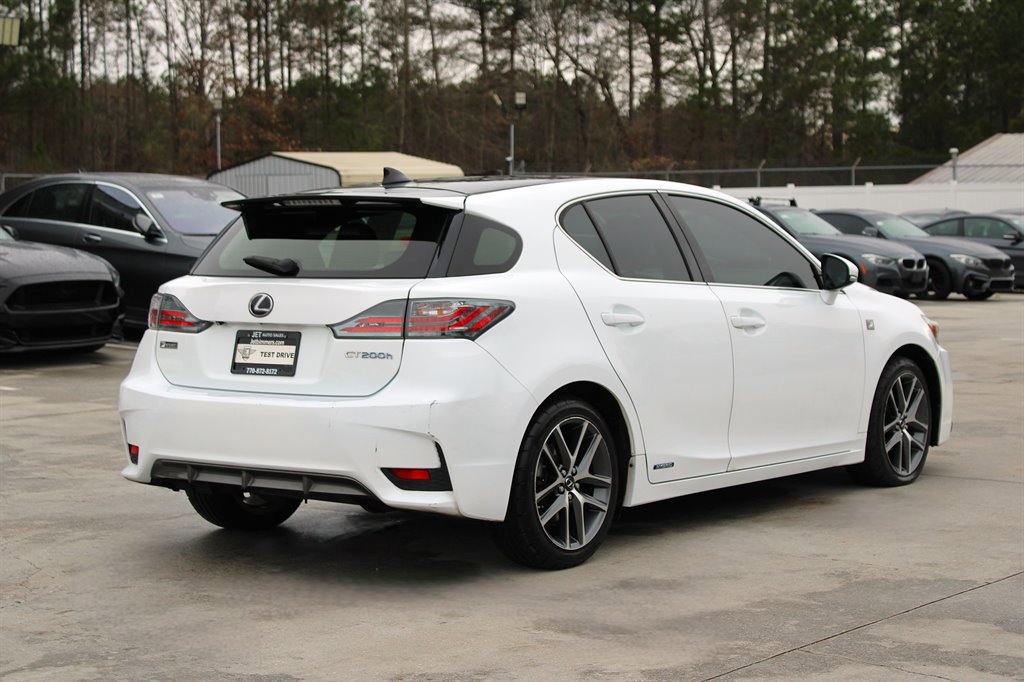 Used 2015 Lexus CT 200h w/ F Sport w/Nuluxe Interior image 7
