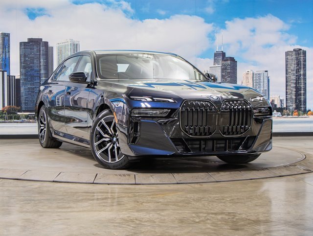 Used 2025 BMW 750e xDrive