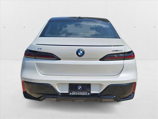 New 2026 BMW i7 M70 RWD image 5