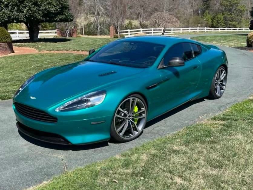 Used 2015 Aston Martin DB9 Coupe image 13