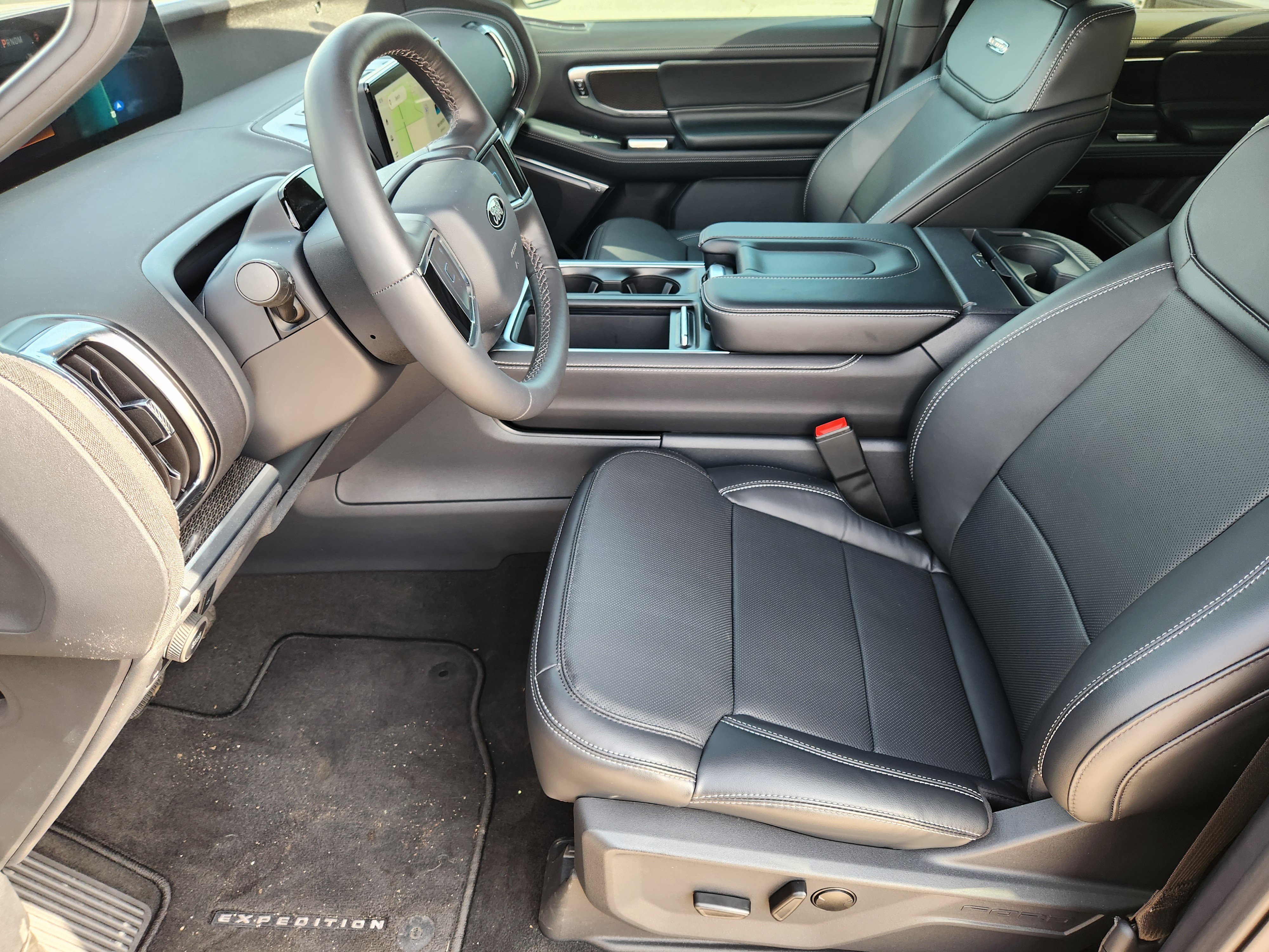 New 2026 Ford Expedition Max Platinum w/ Stealth Appearance Package AWD/4WD image 10