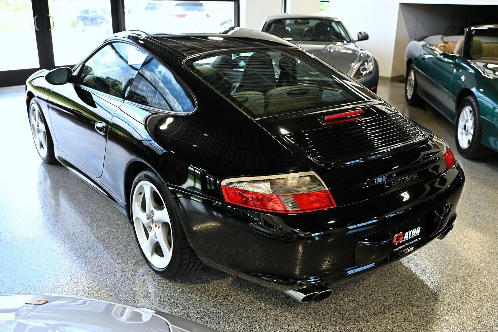 Used 2003 Porsche 911 Carrera RWD image 4
