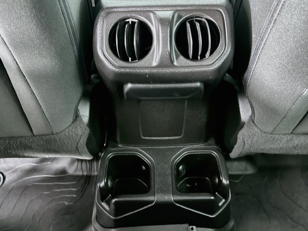Used 2020 Jeep Gladiator Sport AWD/4WD image 21