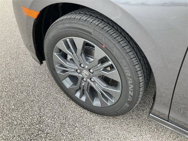 New 2026 Honda Odyssey Touring image 18