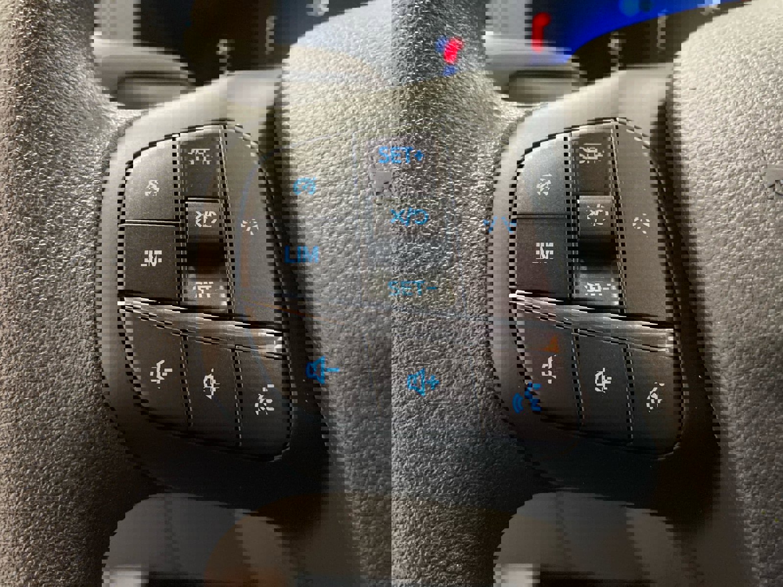 New 2026 Ford Transit 250 148 Medium Roof Extended AWD w/ Exterior Upgrade Package image 15