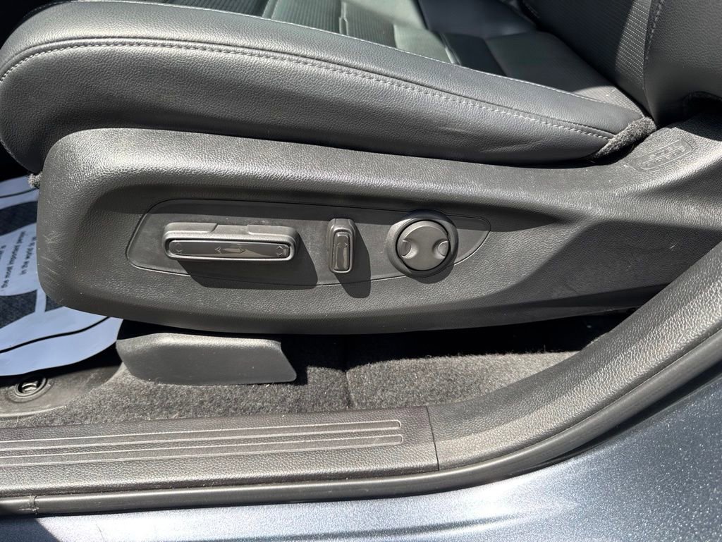 Used 2023 Honda CR-V EX-L image 23