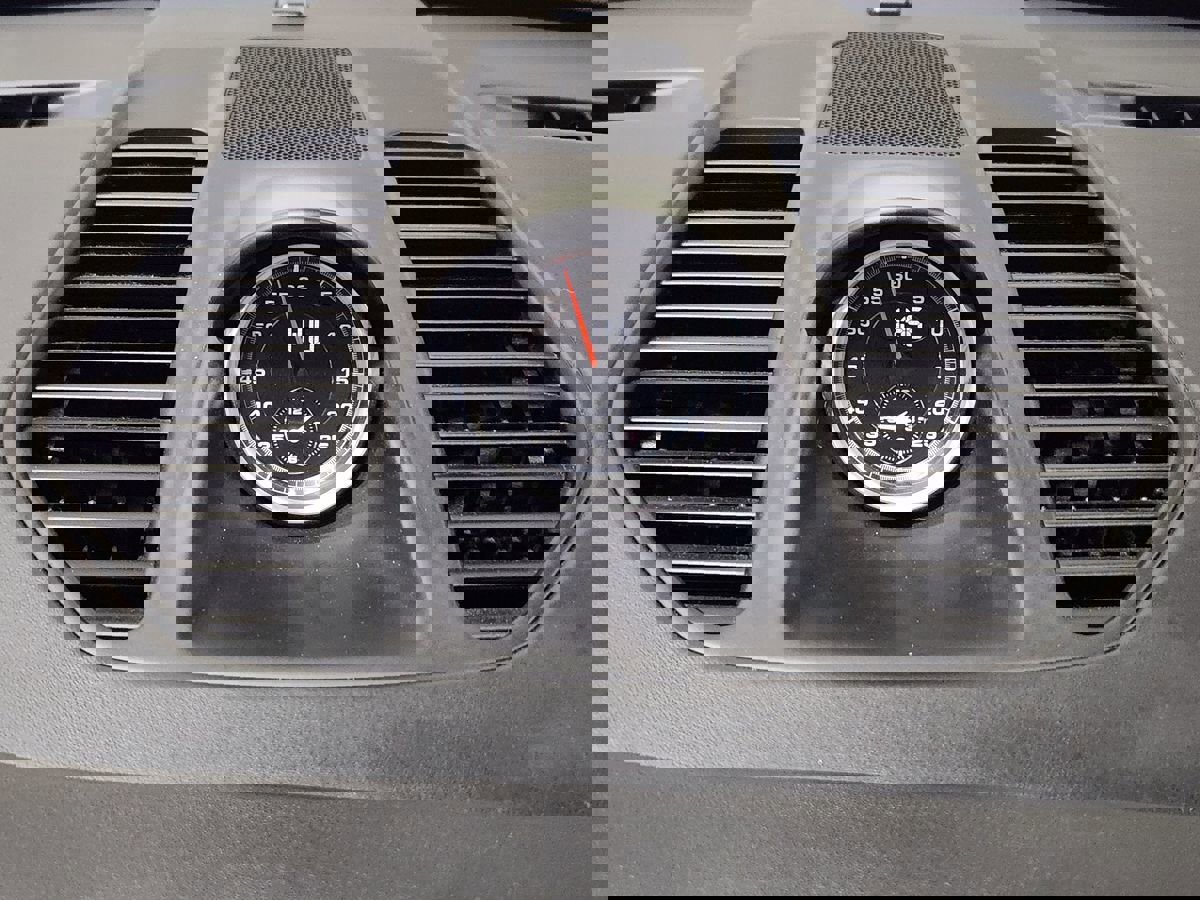 Used 2019 Porsche 911 Turbo image 44