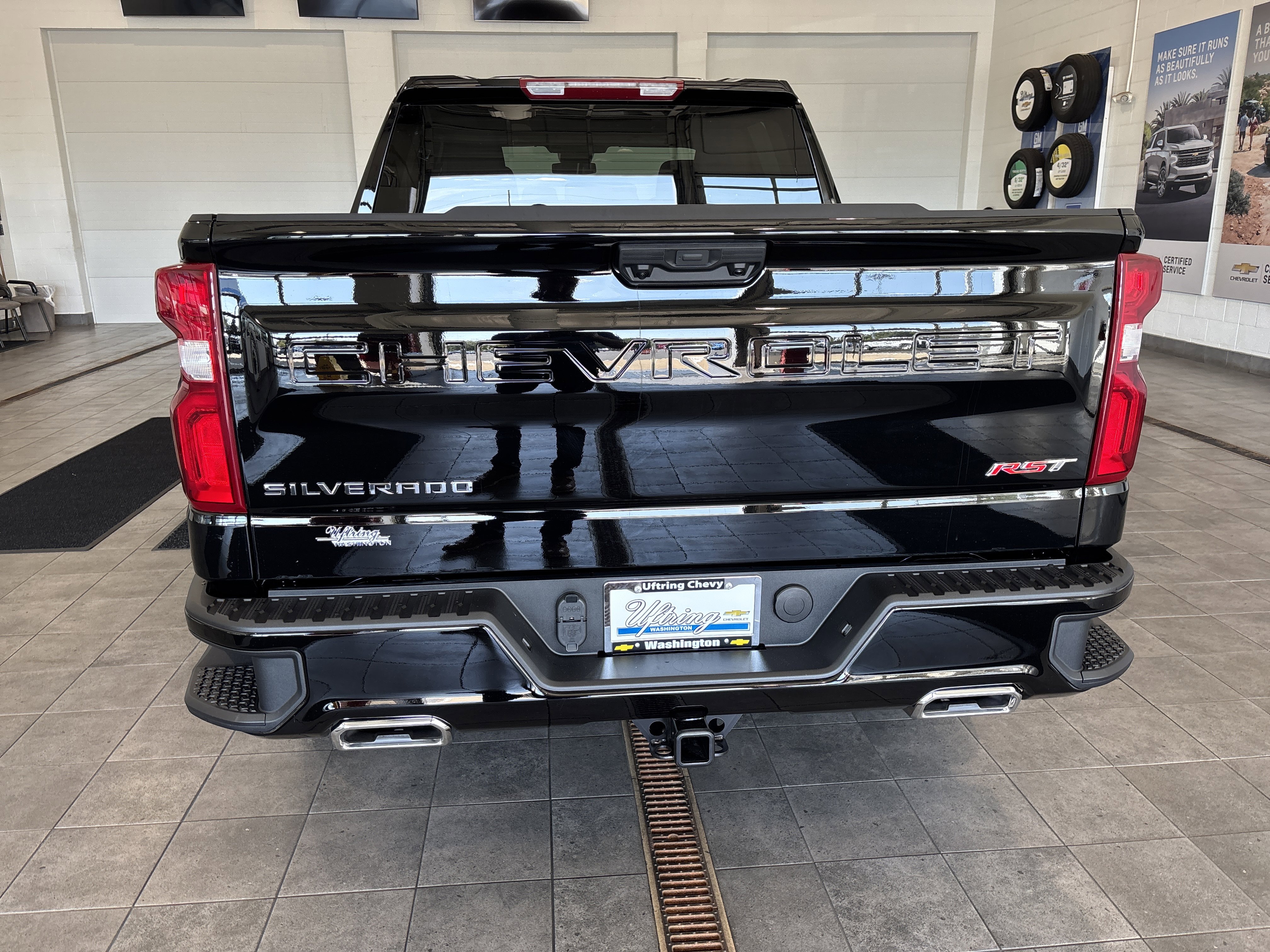 New 2026 Chevrolet Silverado 1500 RST image 4