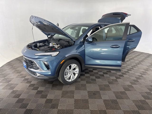 Used 2026 Buick Encore GX Preferred w/ Comfort Package AWD/4WD image 12