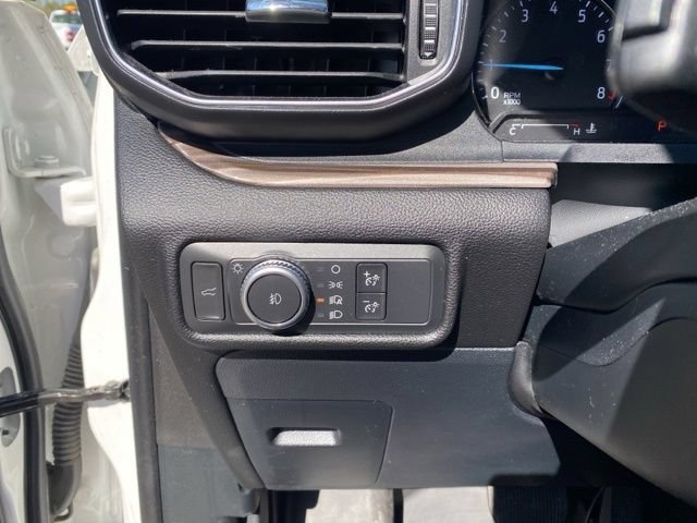 Used 2021 Ford Explorer Limited w/ Equipment Group 301A AWD/4WD image 30
