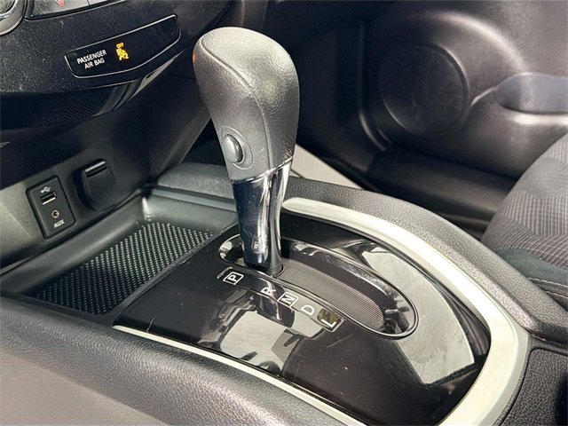 Used 2016 Nissan Rogue SV image 15