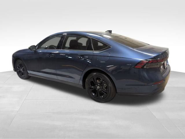 New 2025 Honda Accord SE image 4