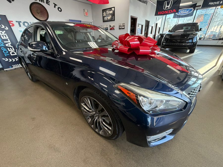 Used 2019 INFINITI Q70 Luxe RWD image 12