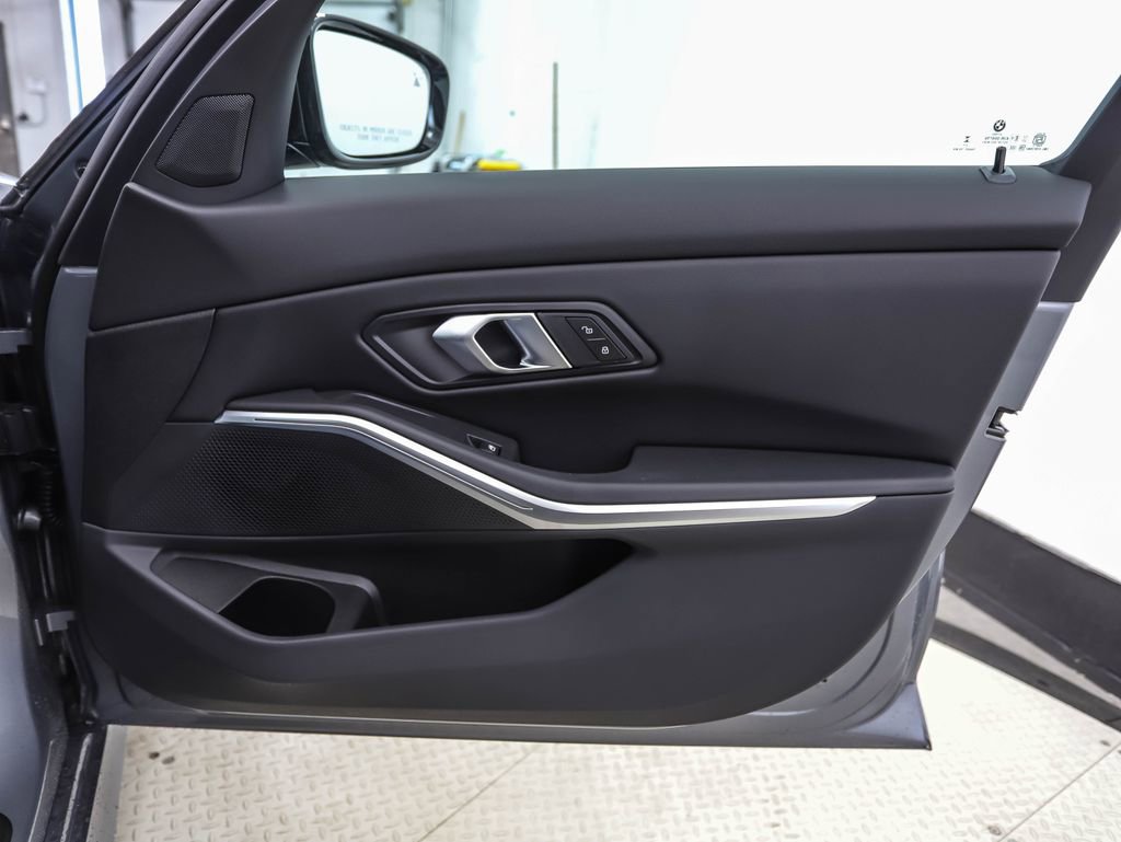 New 2026 BMW 330i xDrive Sedan w/ M Sport Package image 29