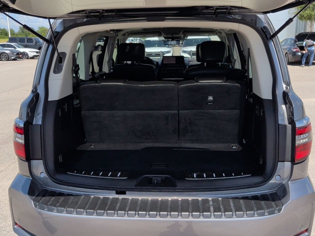 Used 2023 Nissan Armada Platinum w/ Captain's Chairs Package RWD image 45