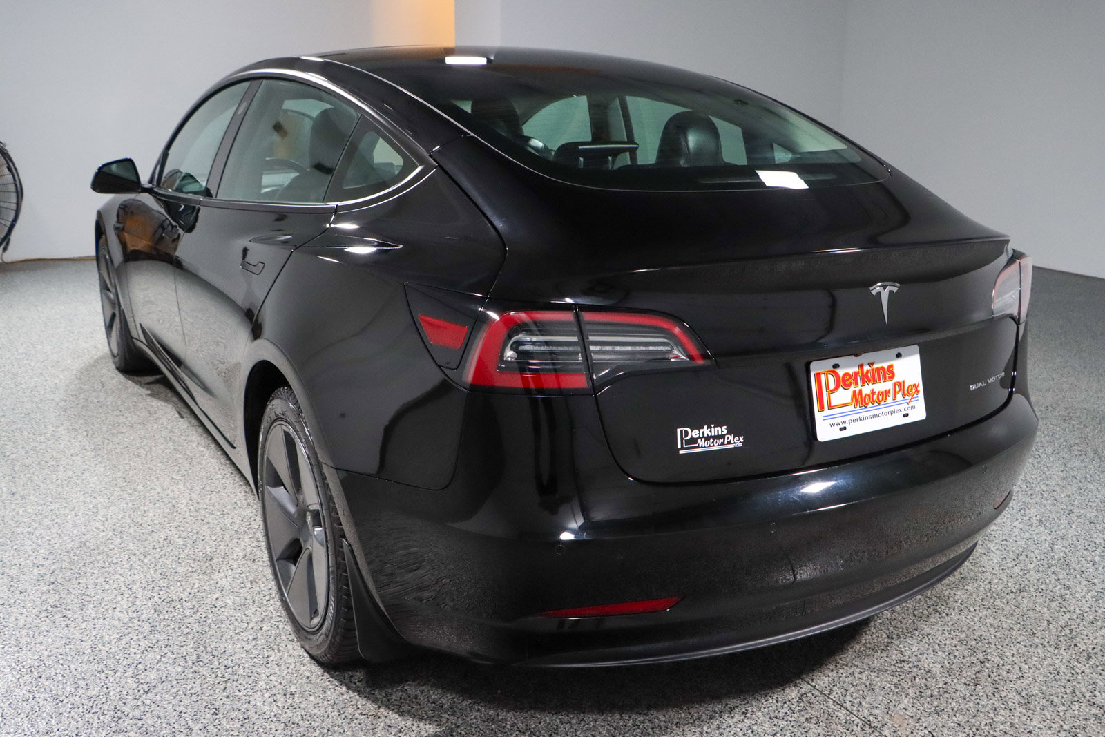 Used 2022 Tesla Model 3 Long Range image 9