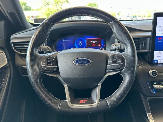 Used 2020 Ford Explorer ST w/ Premium Technology Package AWD/4WD image 9