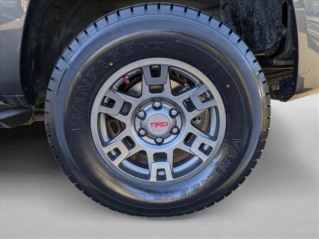 Used 2018 Toyota 4Runner TRD Off-Road Premium w/ TRD Performance Package image 25