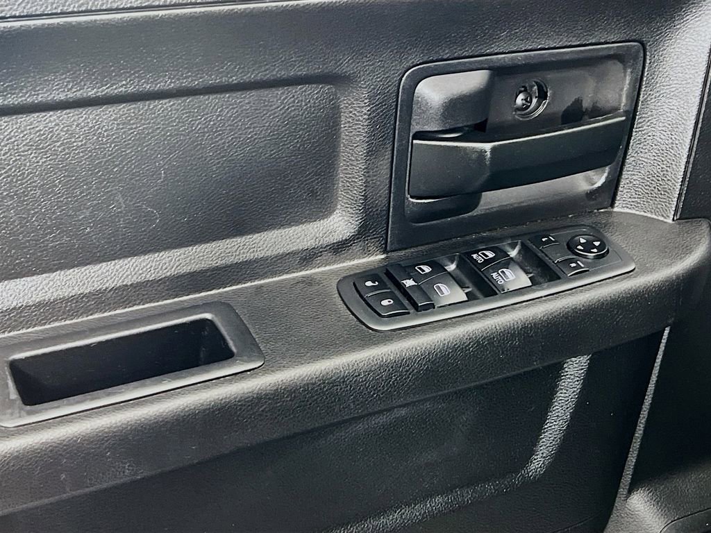 Used 2018 RAM 1500 Express w/ Express Value Package image 21