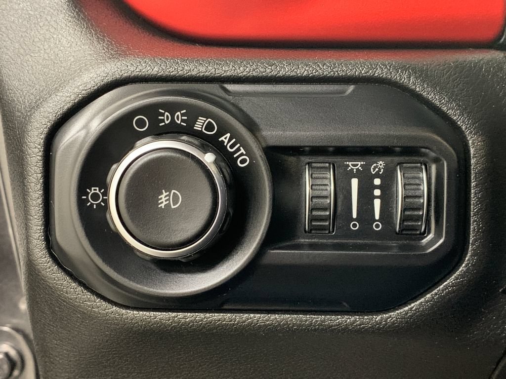 Used 2019 Jeep Wrangler Rubicon w/ Steel Bumper Group AWD/4WD image 22
