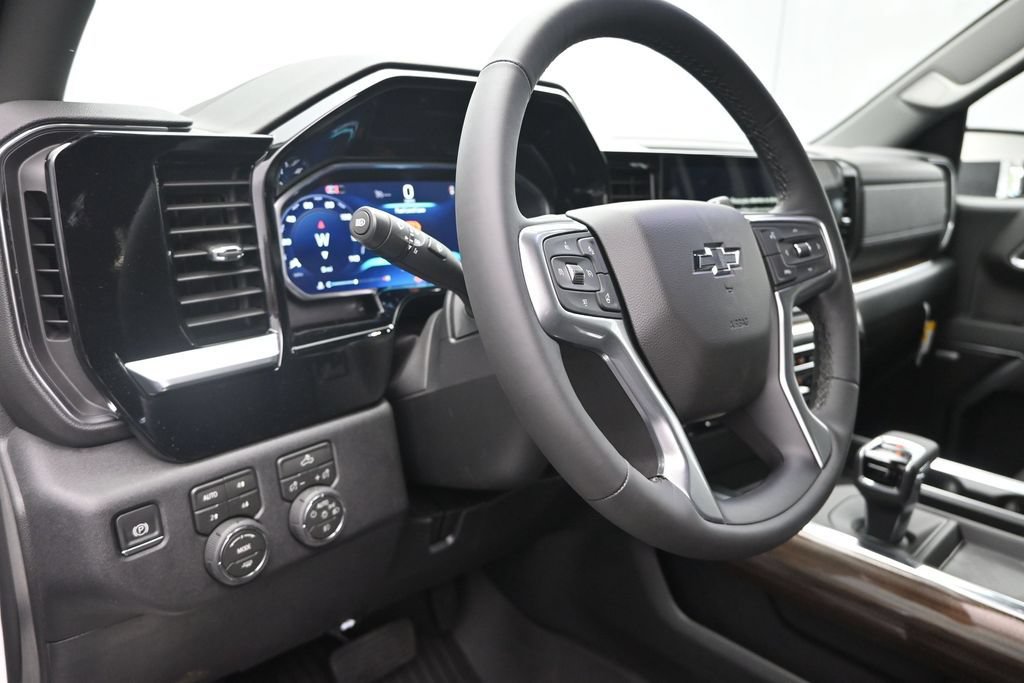 New 2026 Chevrolet Silverado 1500 RST w/ Convenience Package II AWD/4WD image 12