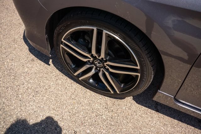 Used 2016 Honda Accord Sport image 11