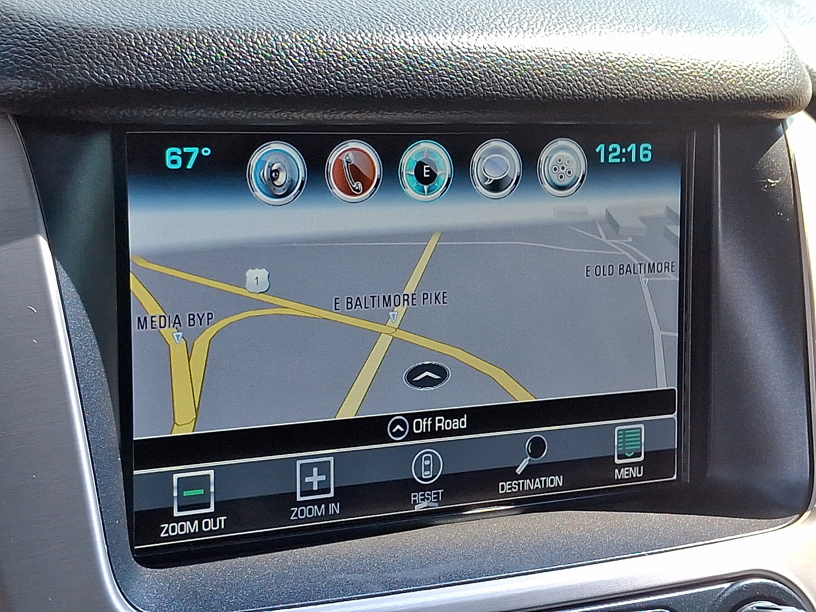 Used 2017 GMC Yukon XL Denali w/ Open Road Package image 19