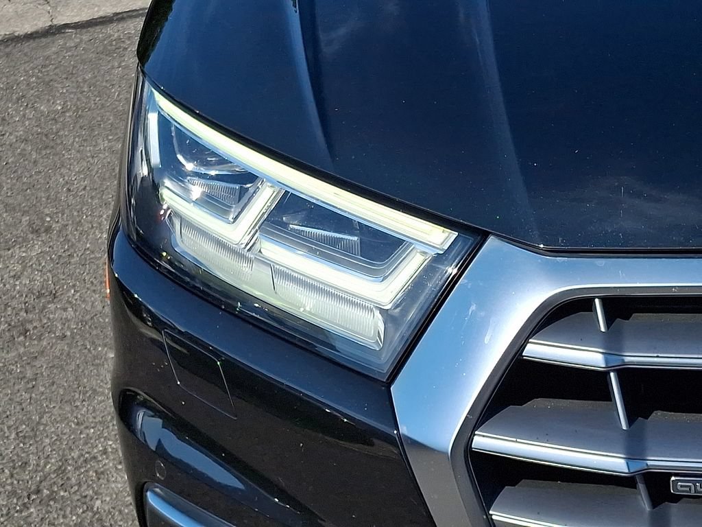Used 2019 Audi Q5 2.0T Premium Plus w/ Premium Plus Package AWD/4WD image 9