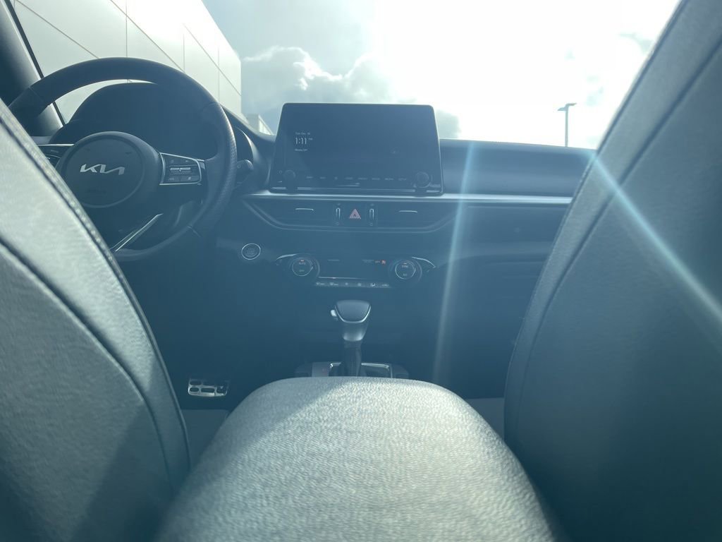 Used 2023 Kia Forte GT-Line w/ GT-Line Technology Package image 21