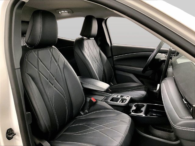 Certified 2025 Ford Mustang Mach-E Select w/ Comfort Package Lite AWD/4WD image 7