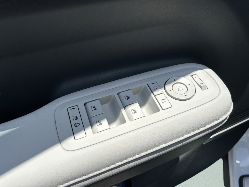 New 2026 Hyundai Santa Fe Calligraphy FWD image 23