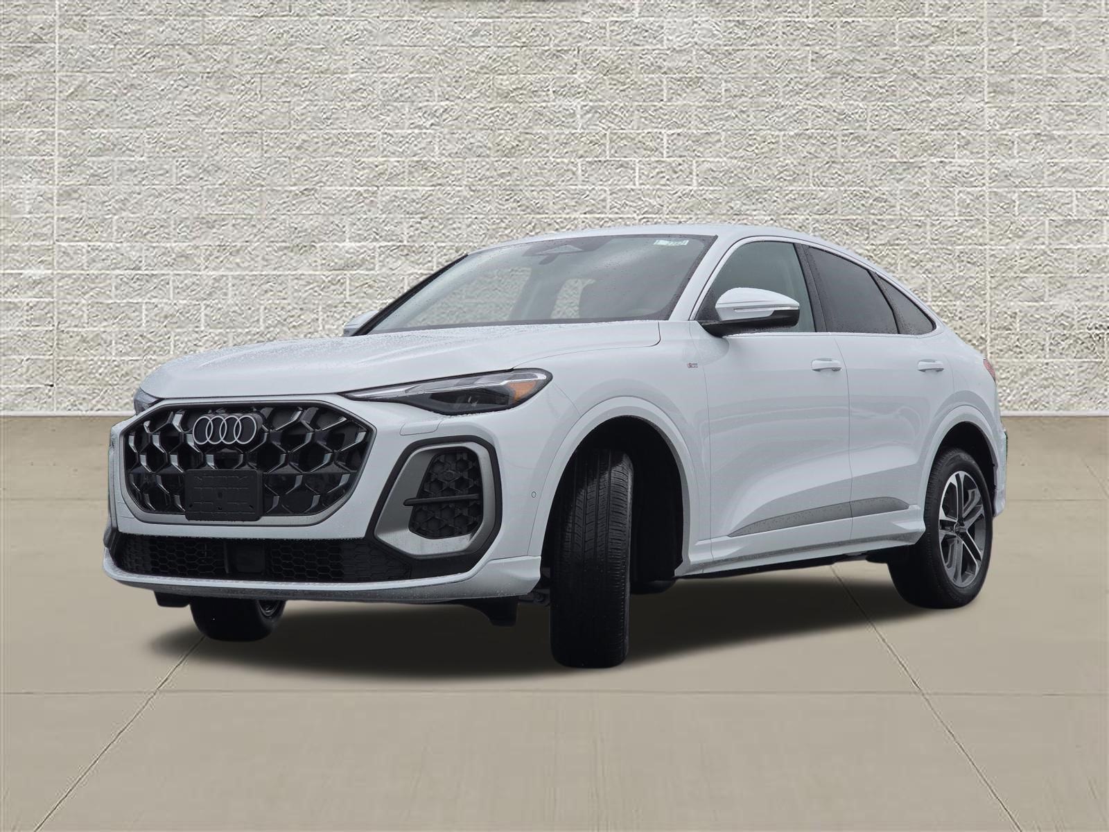 New 2026 Audi Q5 Premium AWD/4WD image 3