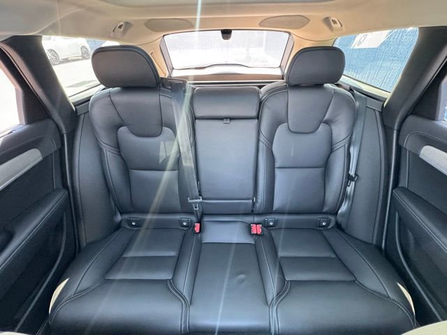 New 2026 Volvo V90 B6 Cross Country Ultra w/ Climate Package image 20