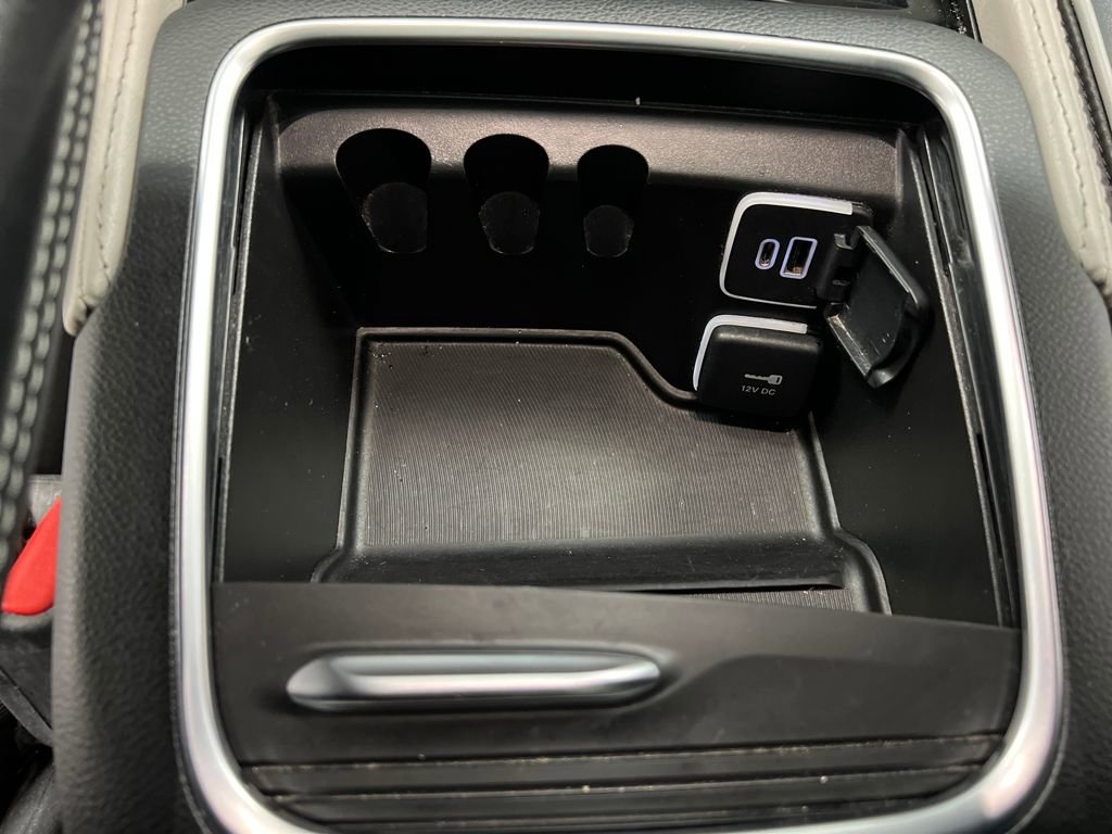 Used 2024 Chrysler Pacifica Limited image 51