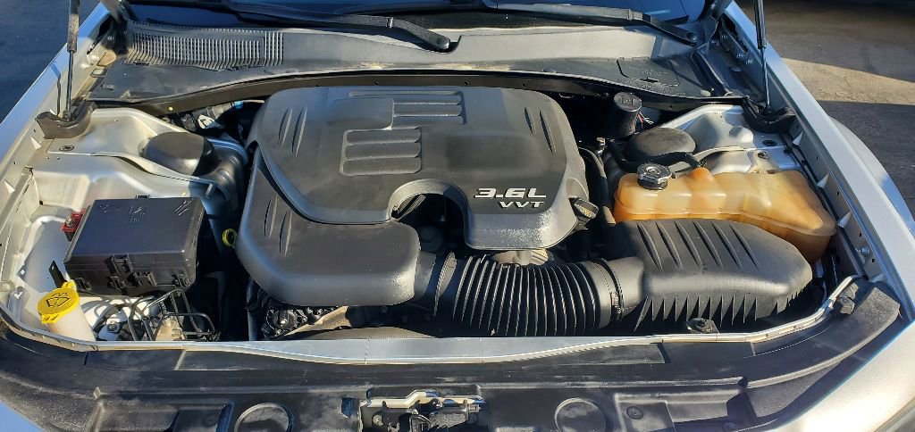 Used 2012 Chrysler 300 image 13