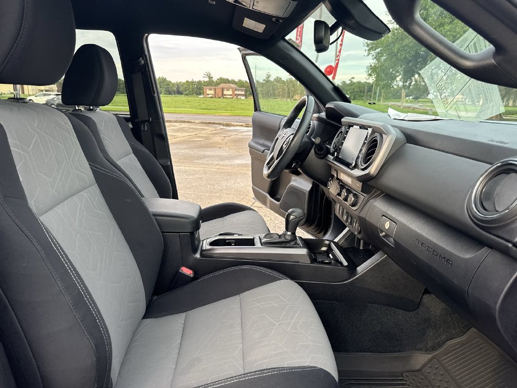 Used 2023 Toyota Tacoma TRD Sport RWD image 31