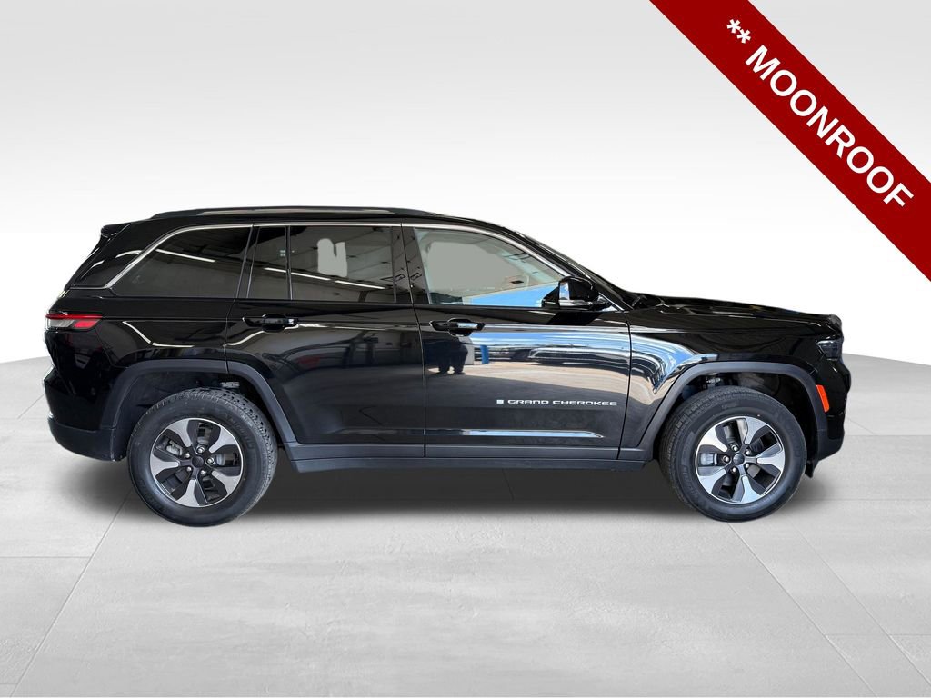 Used 2022 Jeep Grand Cherokee Limited 4xe AWD/4WD image 8