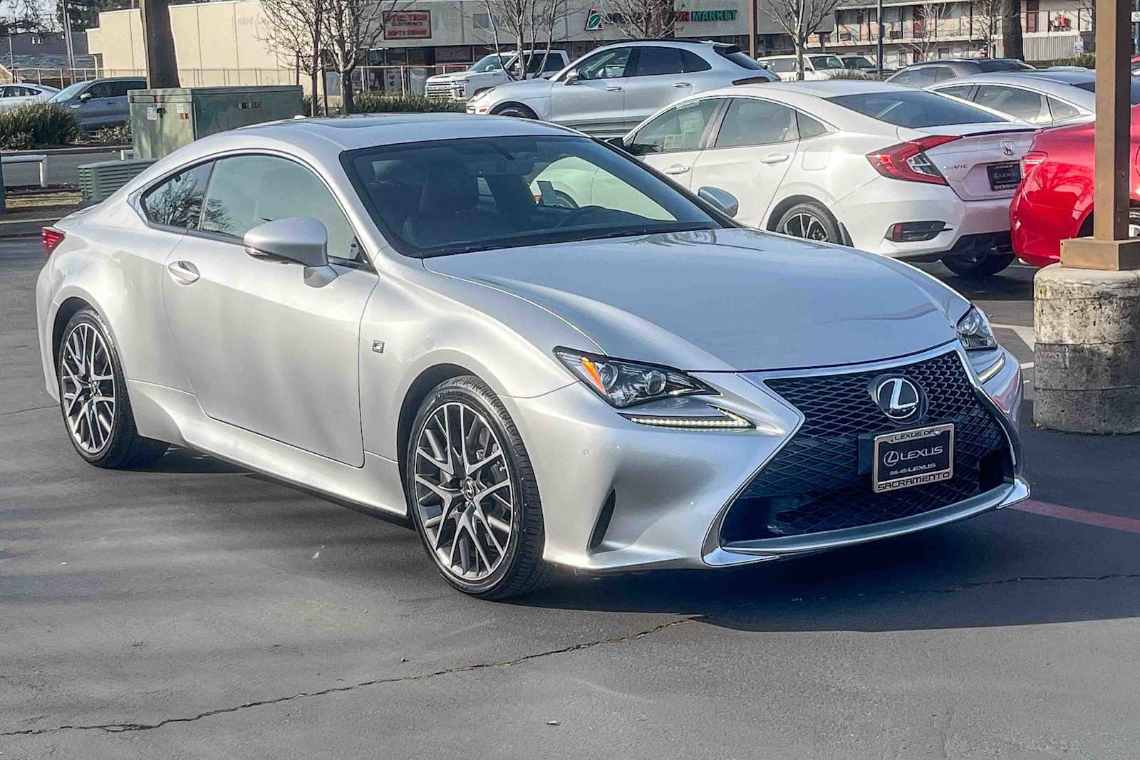 Used 2016 Lexus RC 200t image 5