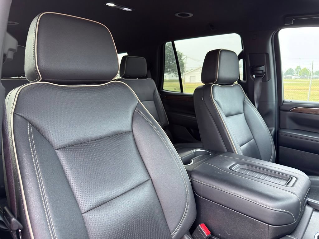 Used 2024 Chevrolet Tahoe Premier AWD/4WD image 36