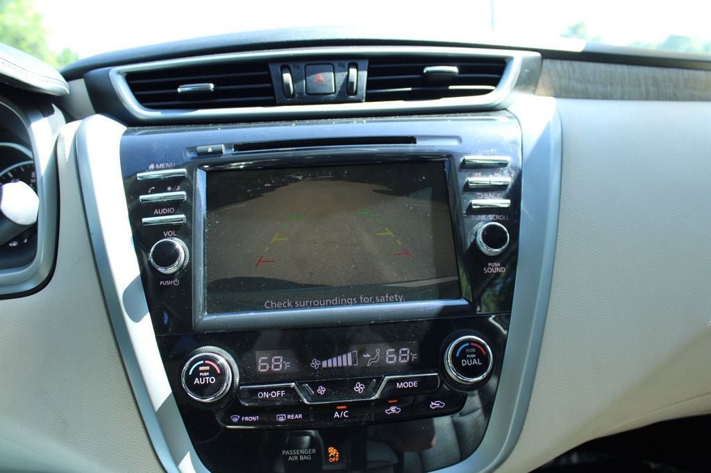 Used 2019 Nissan Murano SV w/ Cargo Package FWD image 18